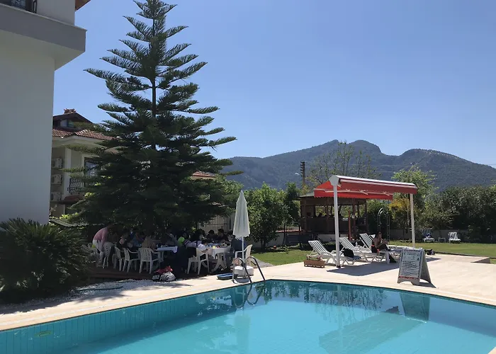 Yaprak Hotel 2*
